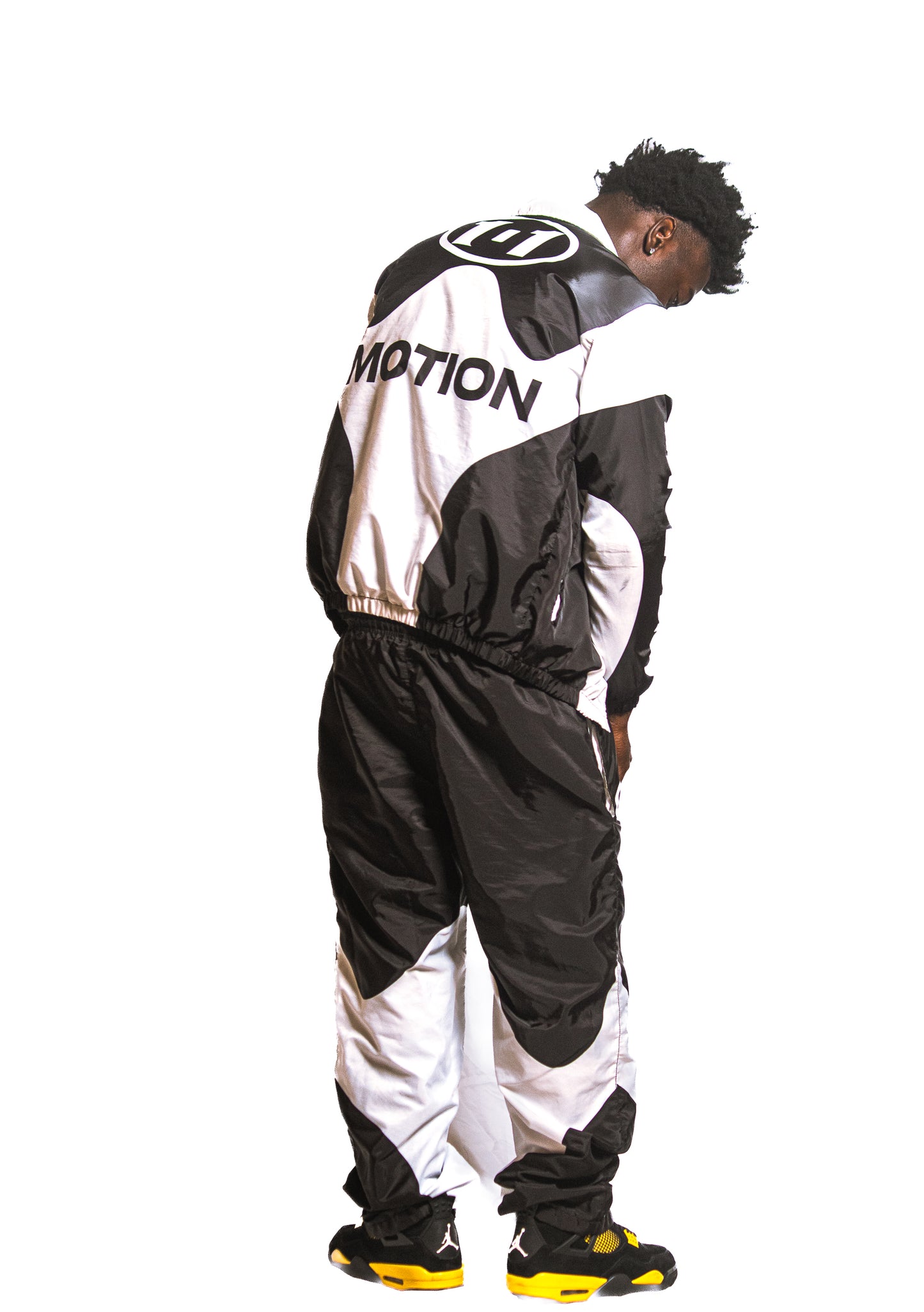 “ONEOFONE” BLACK WINDBREAKER SET